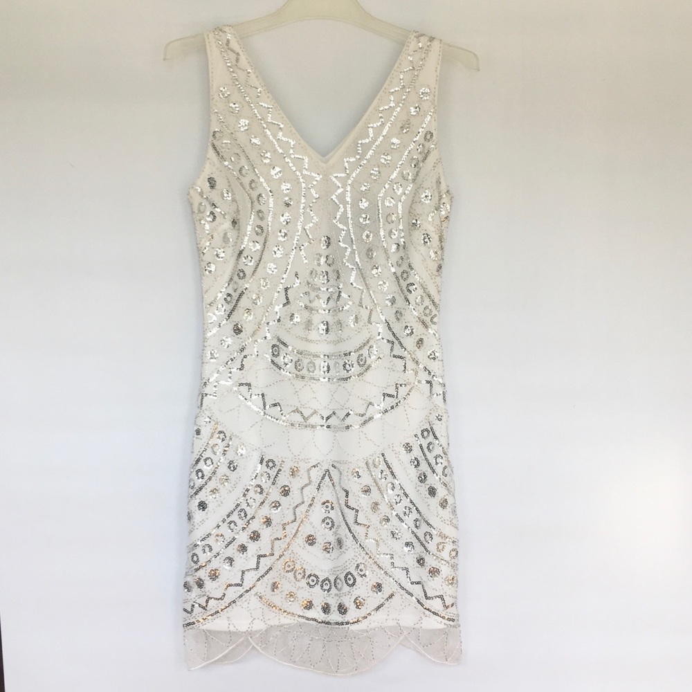 SPENCE White/Silver Dress NWT Sz 6